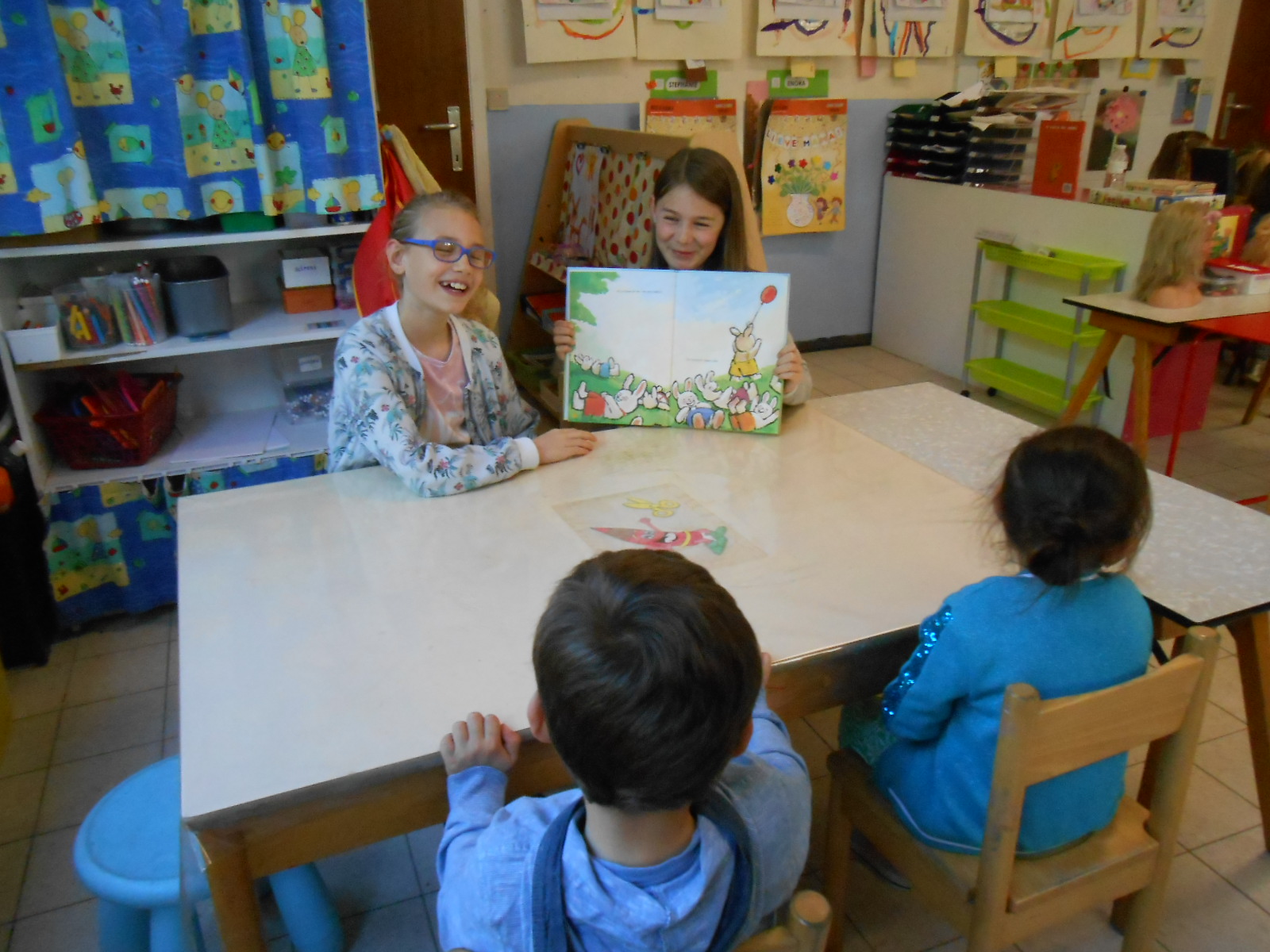 voorlezen in de kleuterschool